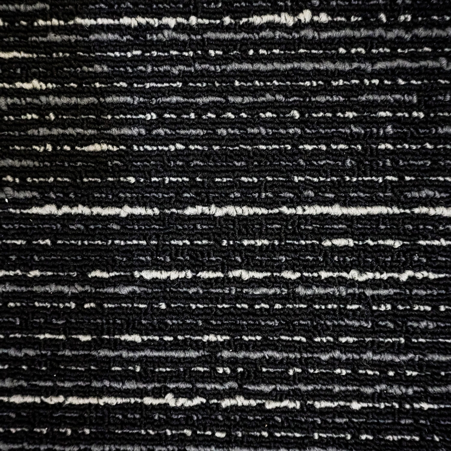 Alfombra Modular Color Negro Con Blanco | Colección Snowflake Modelo 07