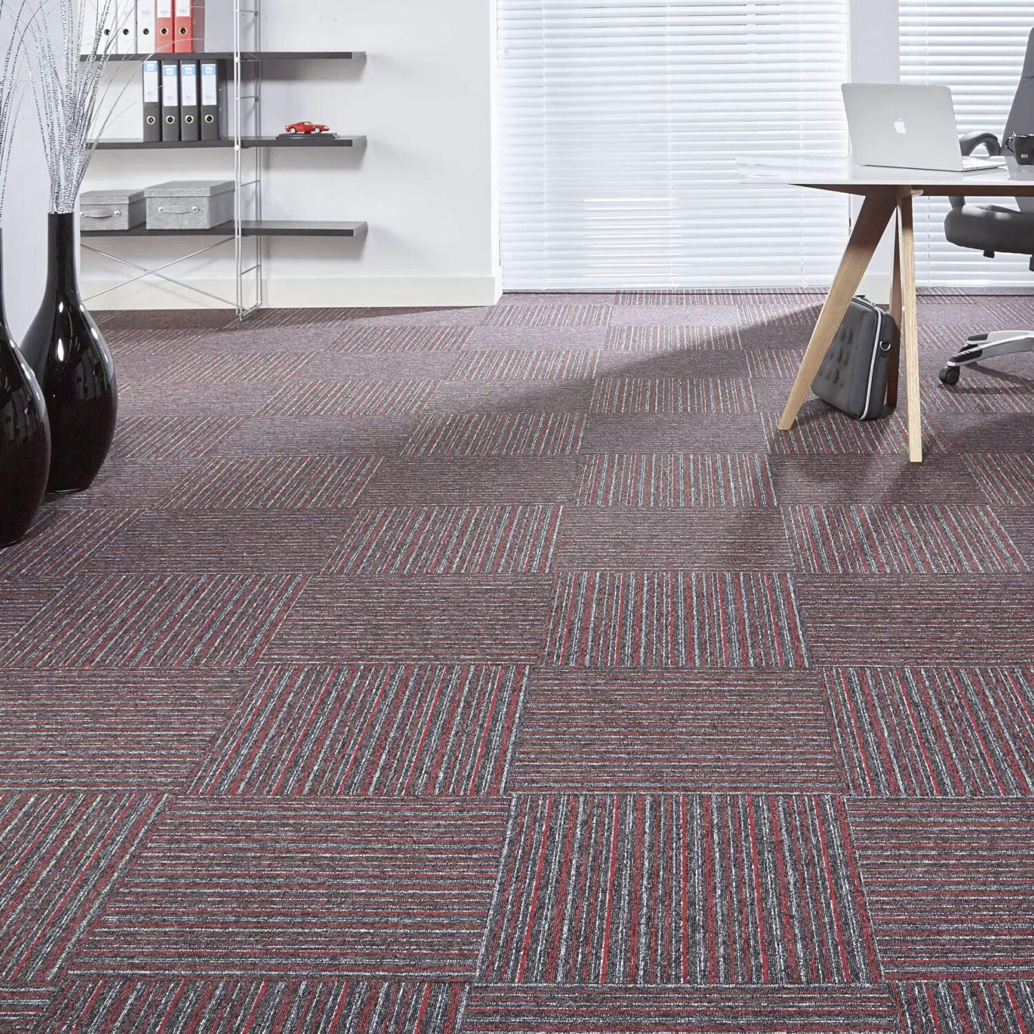 Alfombra Modular Color Rojo | Colección Solid Stripes | Modelo 520 - Imagen 2